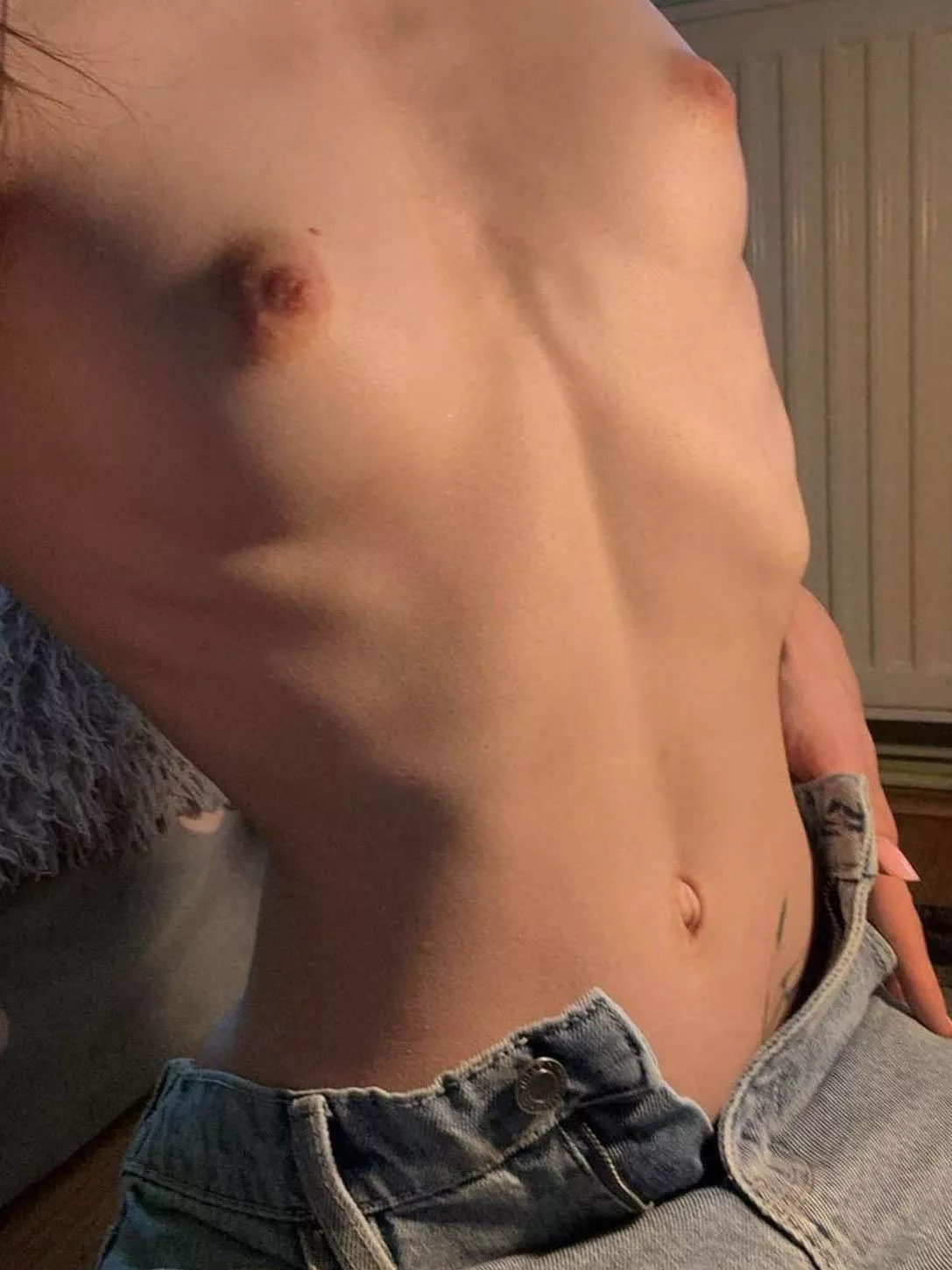 Petite and full of surprises, bringing the heat wherever I go posted by Isla_Lucinda