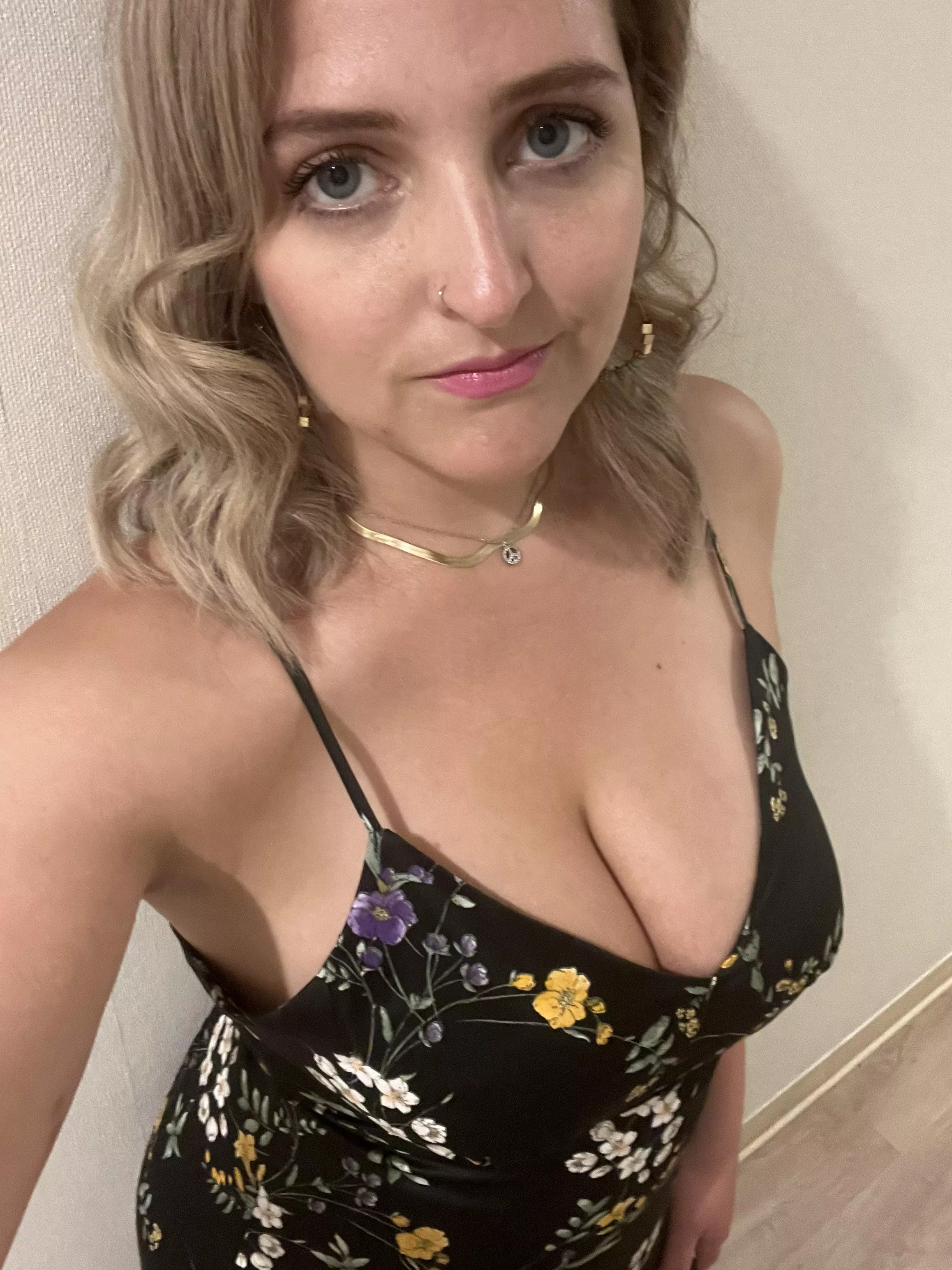 Want to see what’s under the dress???? posted by sweetserenav