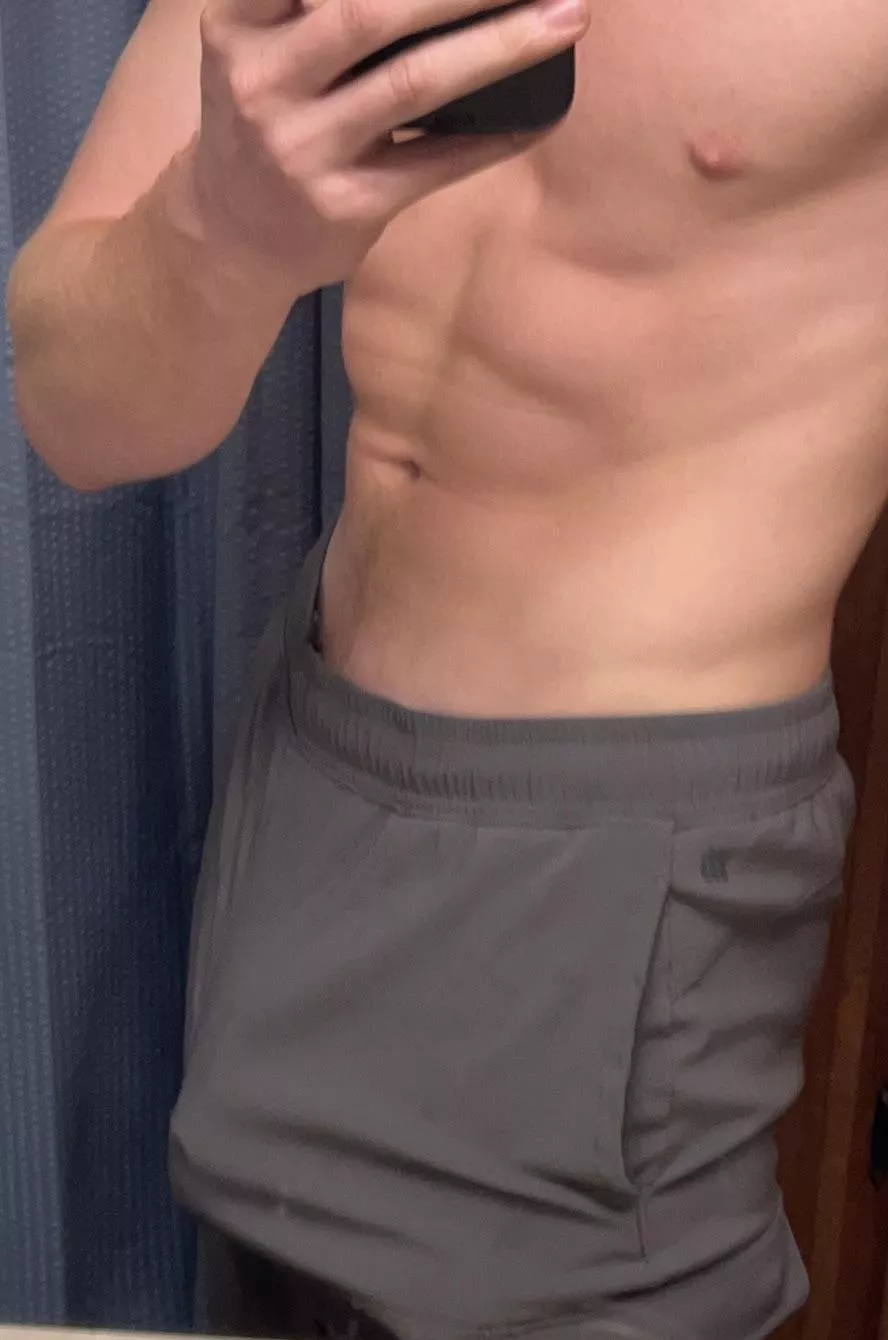 24 [M4F] Hosting in north Vegas 12/2-12/5 DDF-Hung posted by Important_Employer50