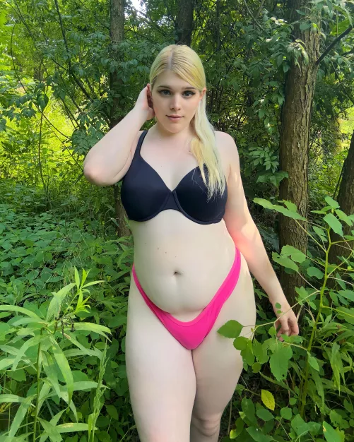 Have you ever seen a forest fairy’s bulge 🧚‍♀️ by realamandaraensfw