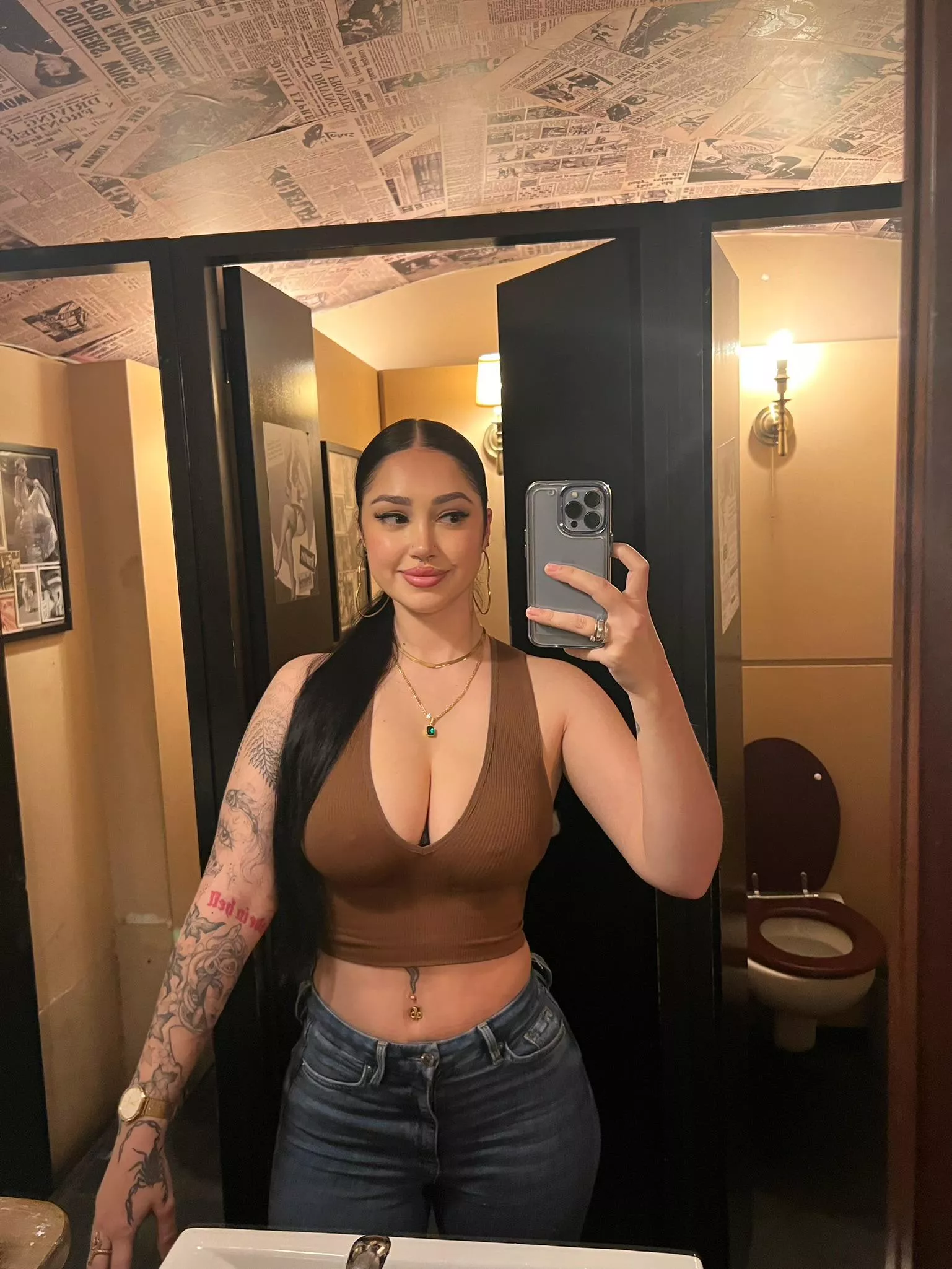 Is cleavage like this appreciated ?  posted by nekakvihqp