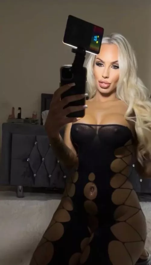 Knows what boys like by AmbassadorNo540