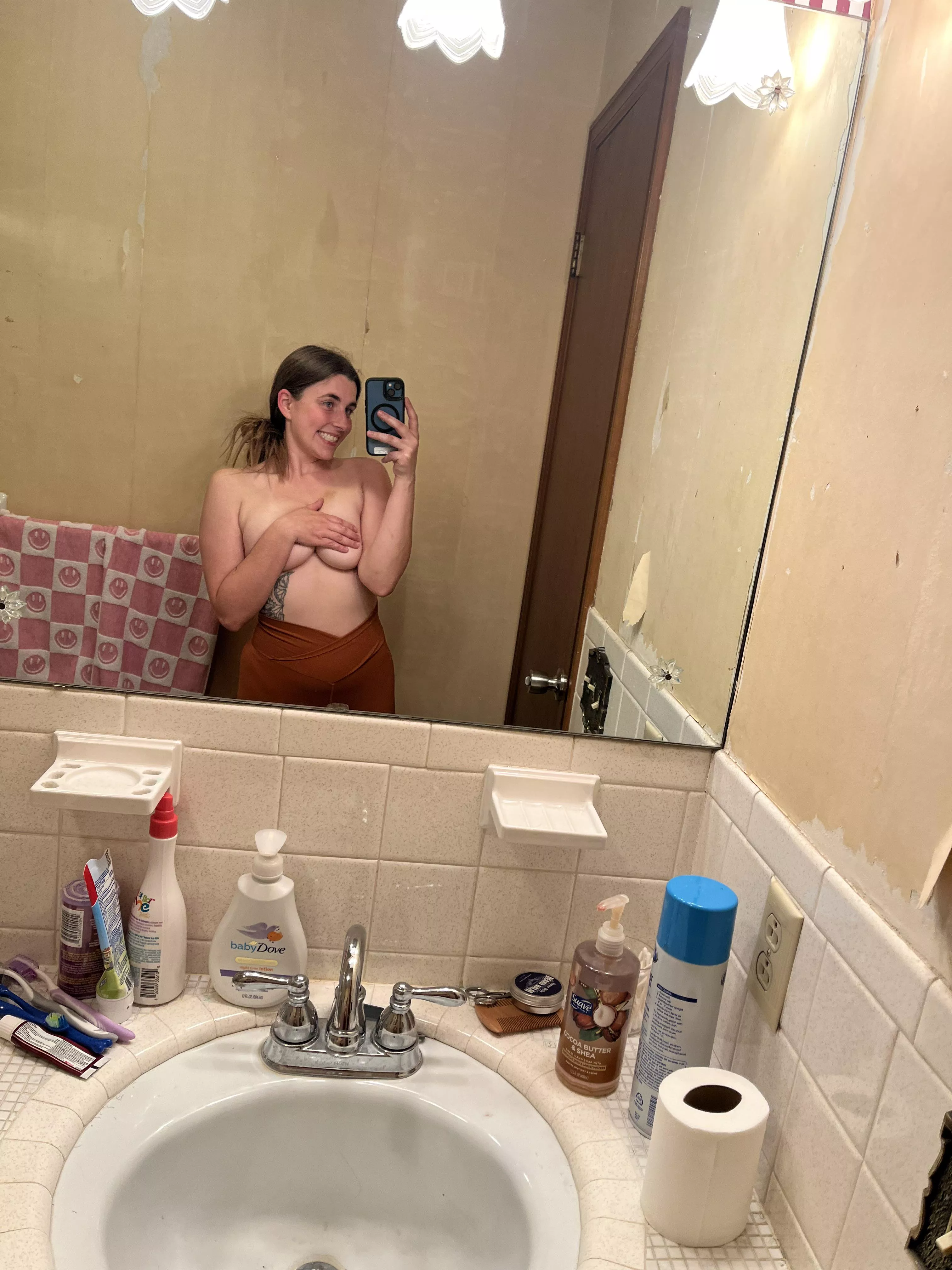 Ready for the weekend  posted by Sophieluvv1