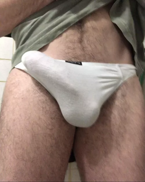 32 [M4F] #NYC uncut BWC looking for a woman who would be into exploring a panty kink together by trying on g-strings/thongs. by dominic5150