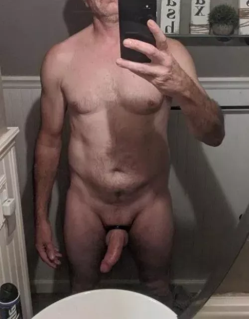 Any ladies interested in Cleveland Ohio by RiverImpressive1165