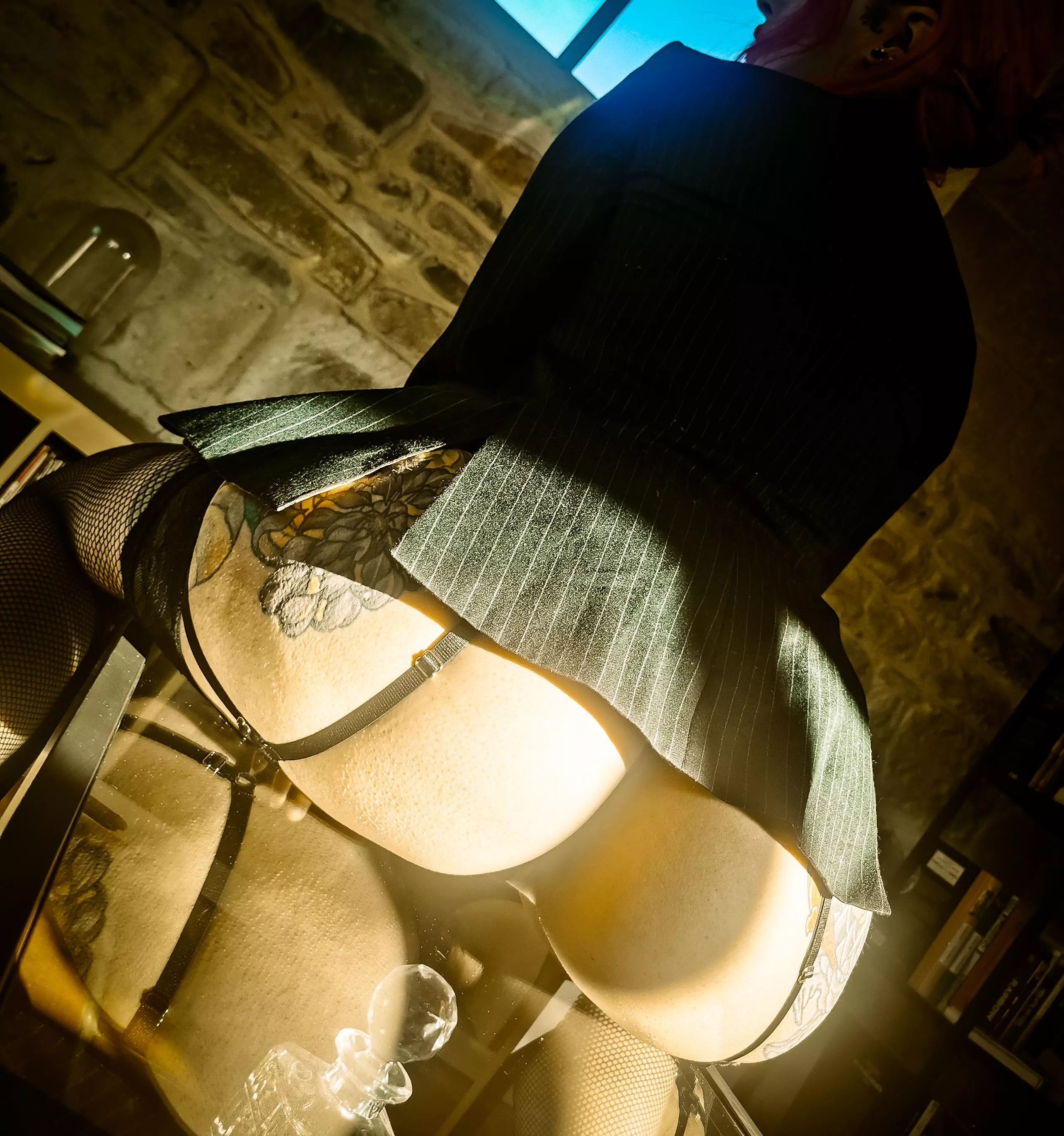 Hello ❤️ I'm new here, from France and love the spirit of this sub so, here is my first publication for you 😊 posted by scarlett_browne