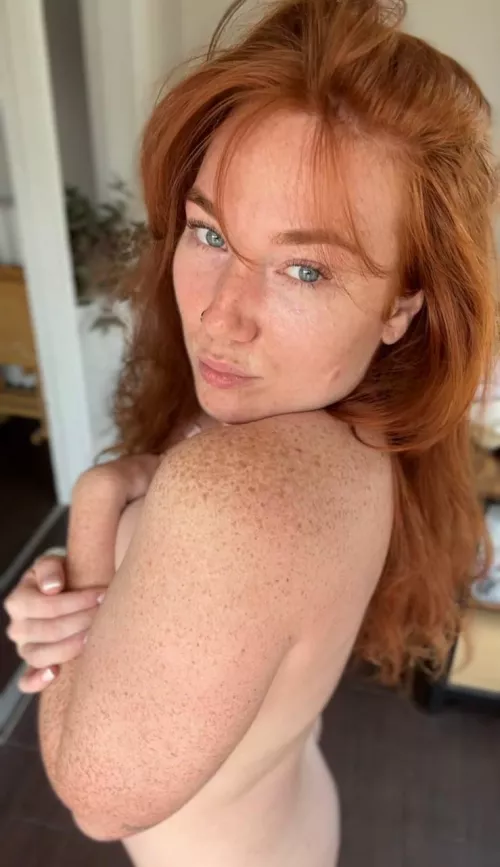 I need a warm hand to spread sunscreen on these hard to reach spots...[IRTR] by MarleyMathers