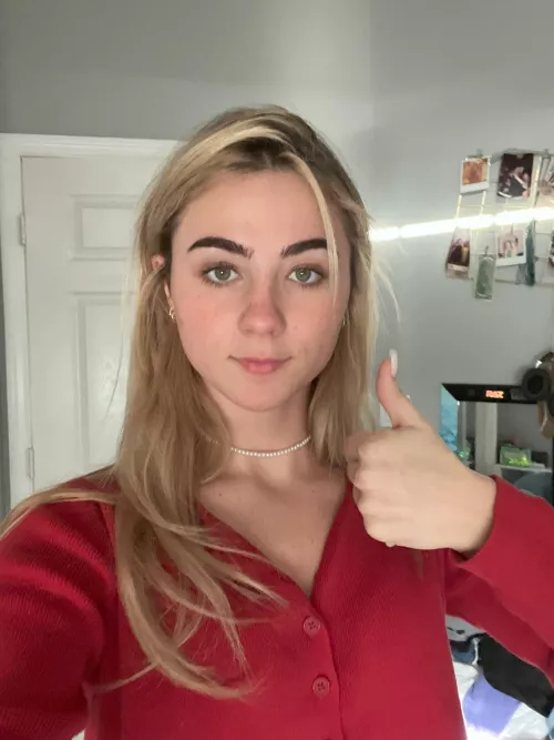 no make up no problem. embracing my natural self  by StunninKam