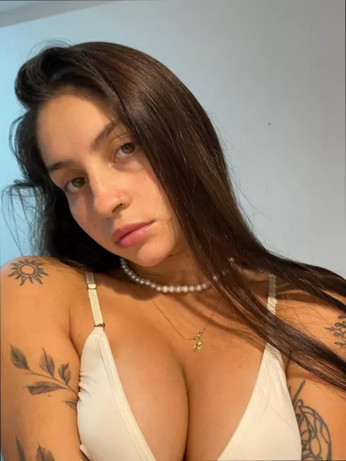 No makeup selfie by Ok_Pineapple_4454