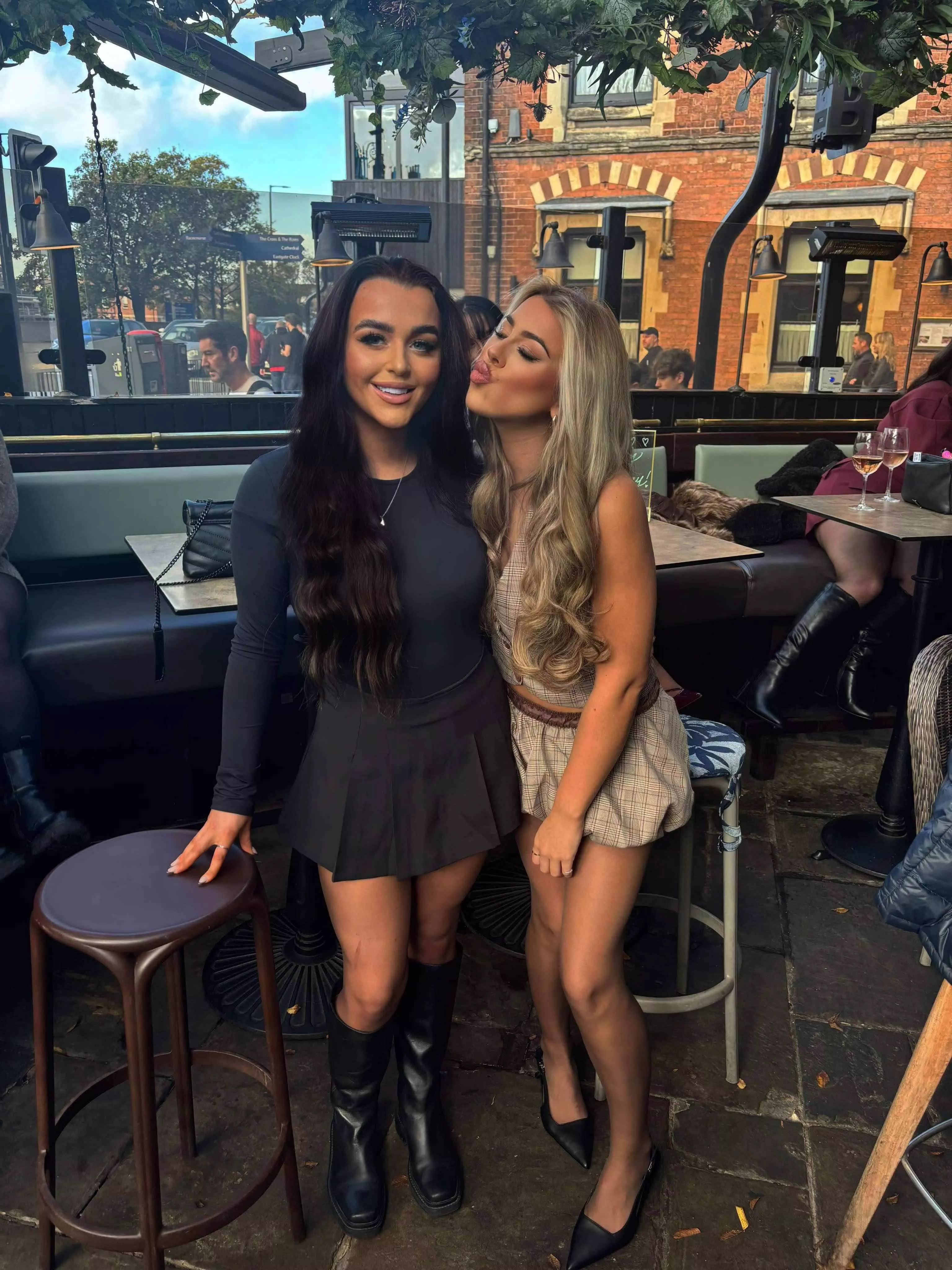 2 girls in pantyhose  posted by MiyaNChris