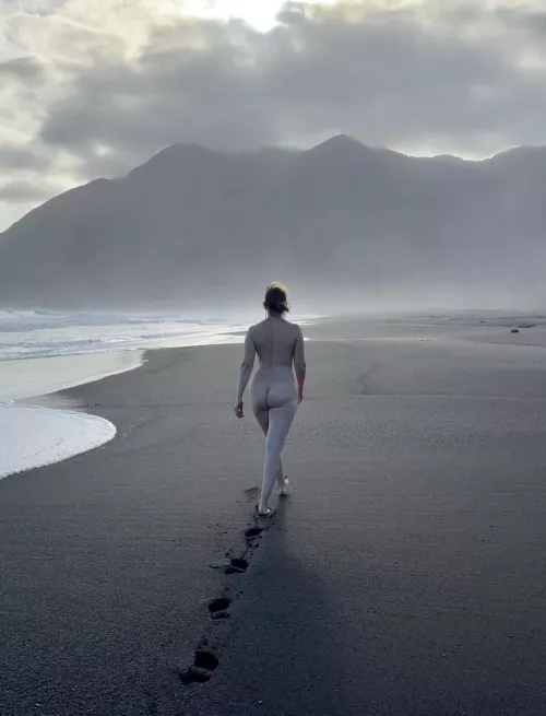 A fabulous day spent nude on a remote, wild beach (OC) by Fernfairygoeswild