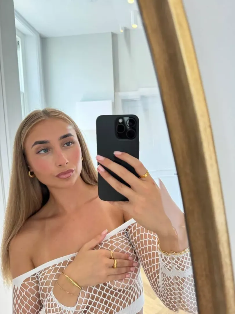 A fuck buddy would be nice  posted by LilyxPhillips