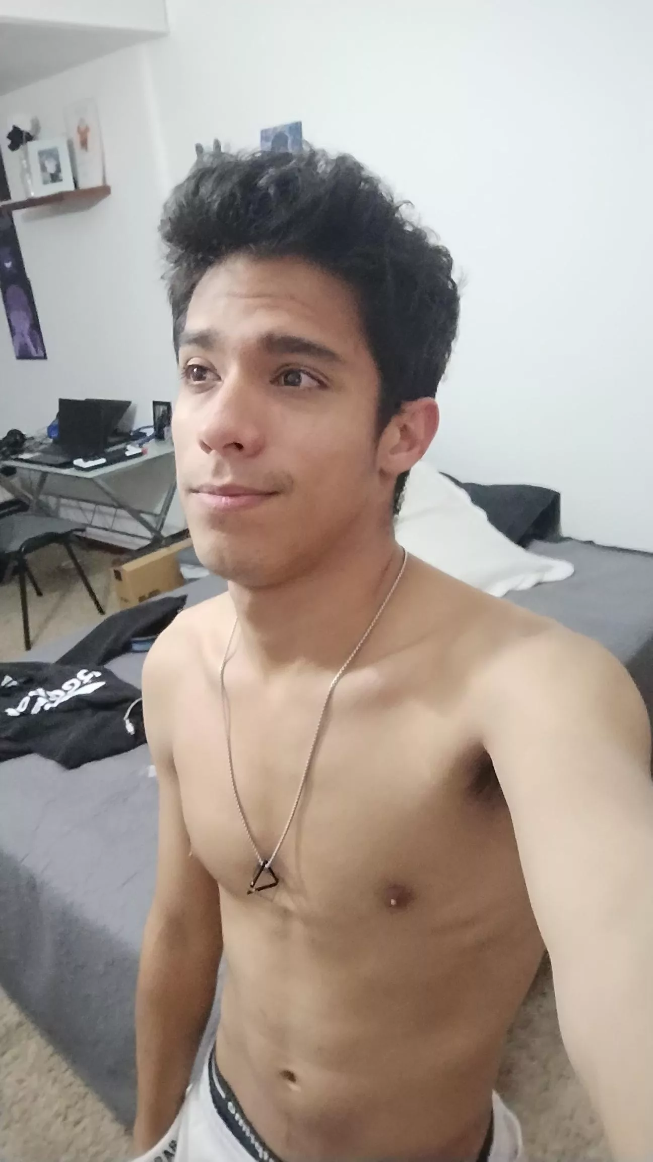 Anyone wanna chat for a little bit? SC: Angel_112121 posted by CreepArrow