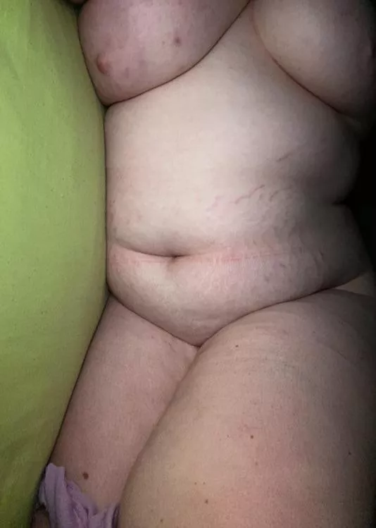 bored in bed posted by fattiebitch