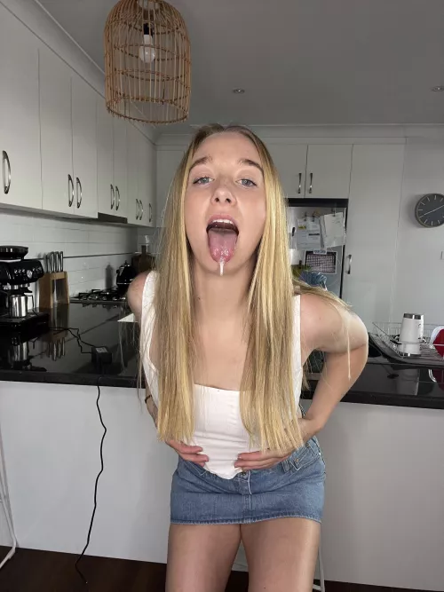 can I eat your c0ck everywhere by Hallie3Rose