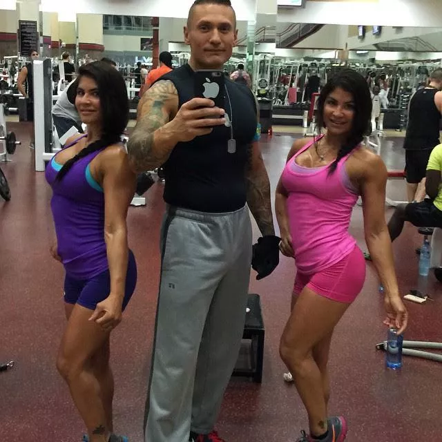 Colombian Twins posted by daddy4use69