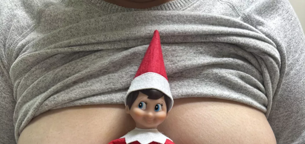 Come peek at a naughty elf visitor  by Mrs_Eevee