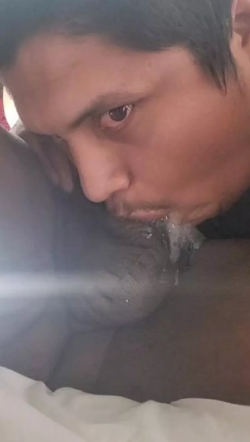 Deep In My Throat with a thick shot of nutt posted by Anxious-Dot4073