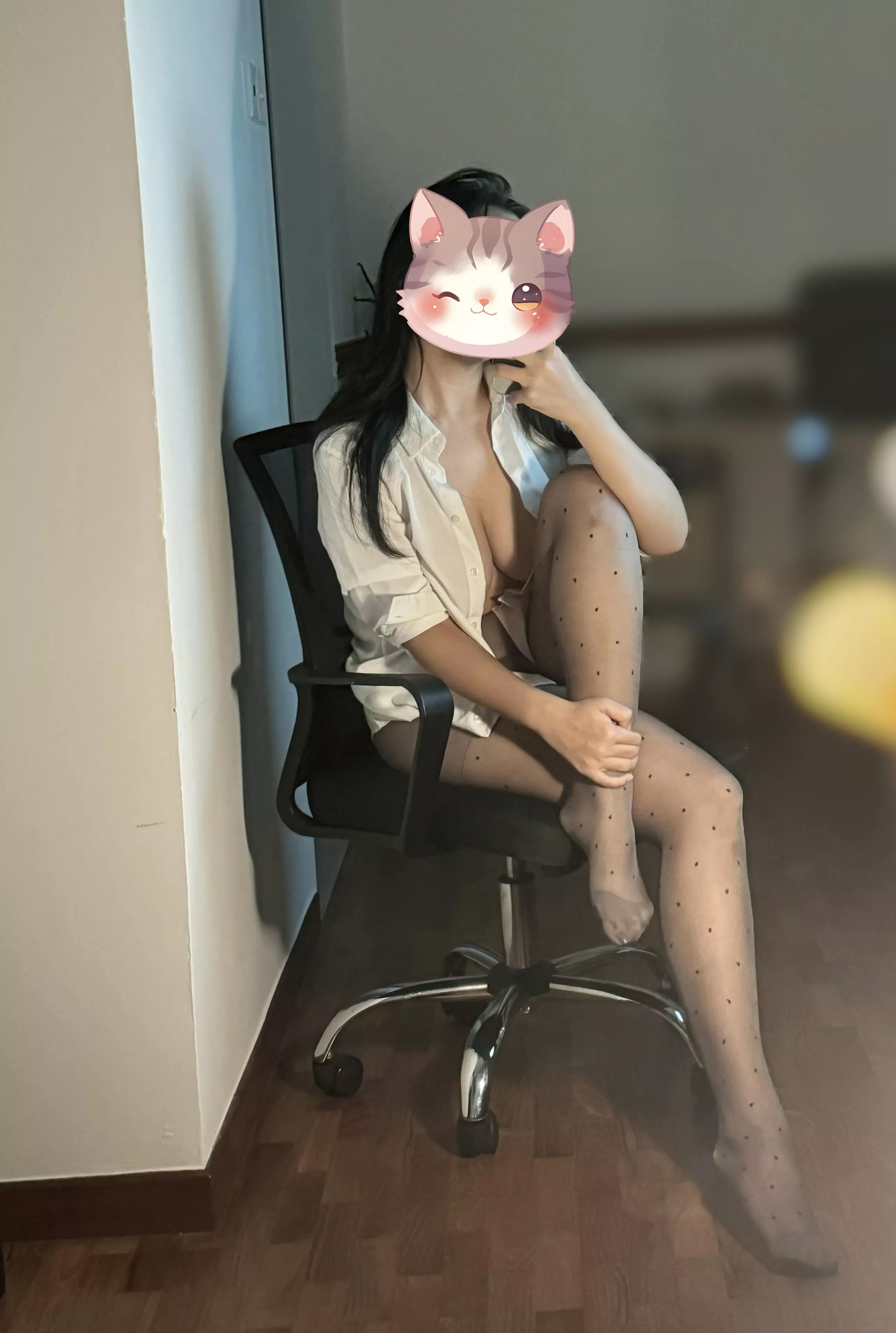 Do you like polka dot tights? posted by GabbyGabbyG