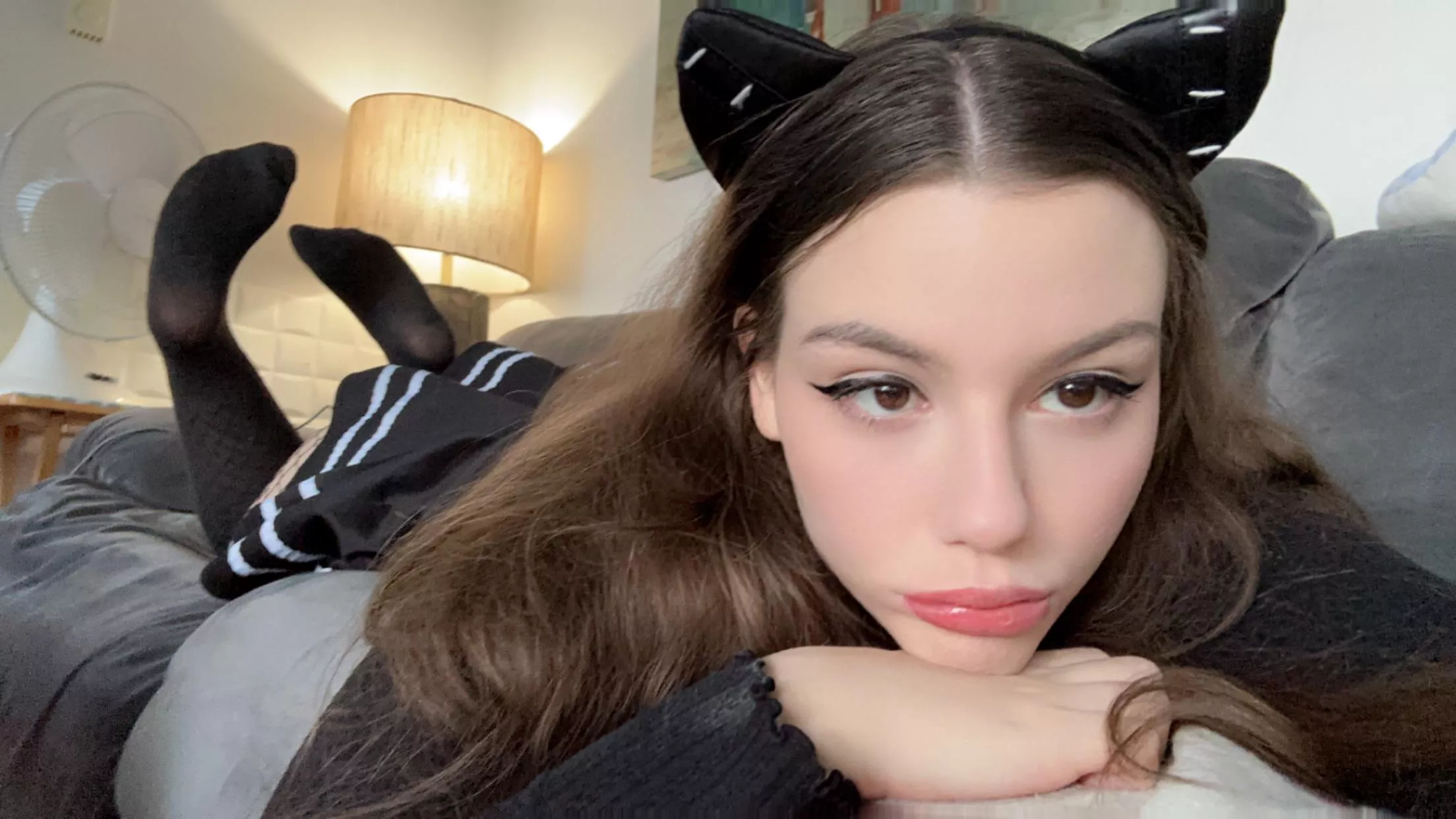 Ever been dominated by a cat girl..? 🖤✨ posted by Meaaly26