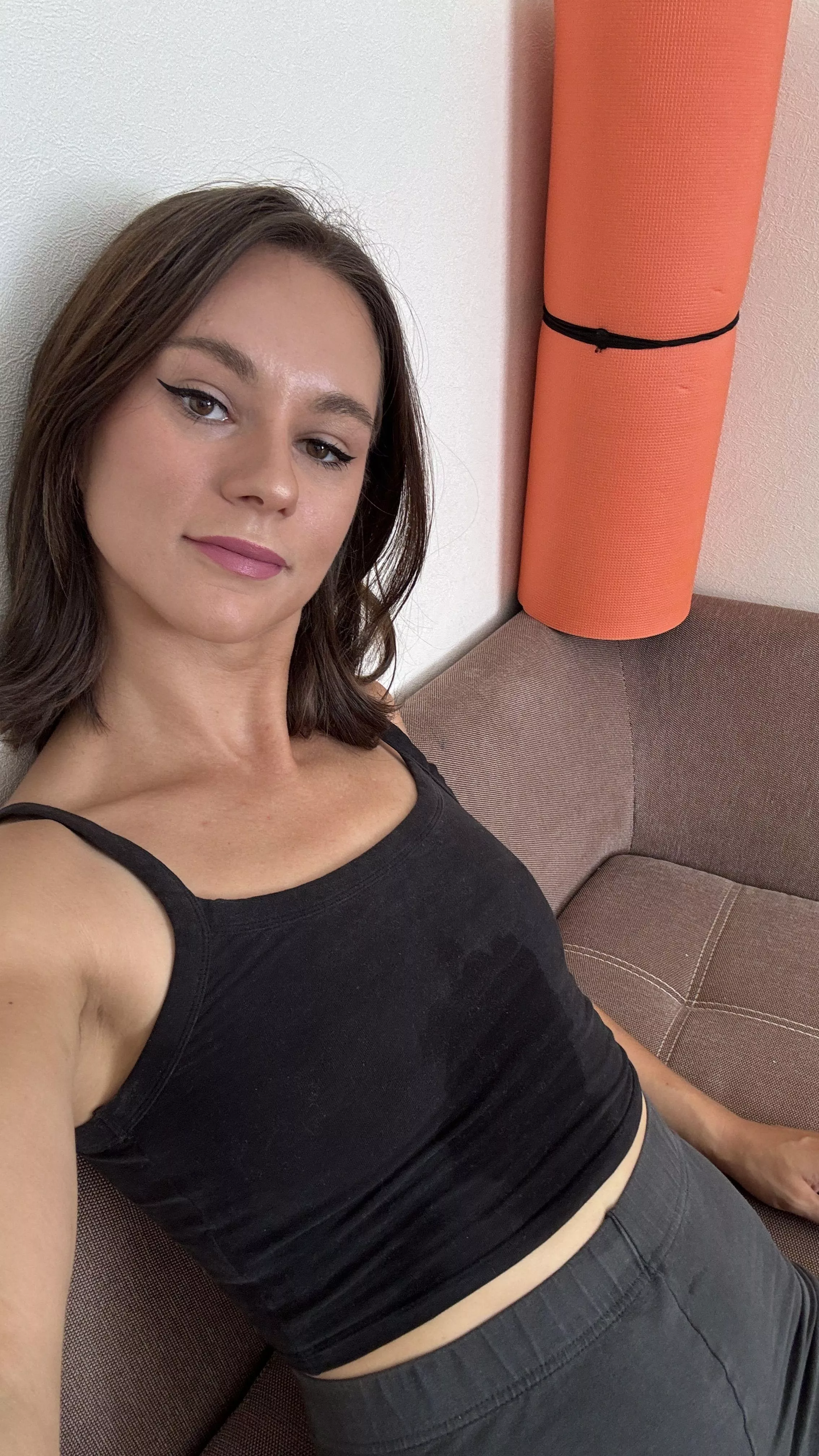 hometownhottie posted by moonGloow