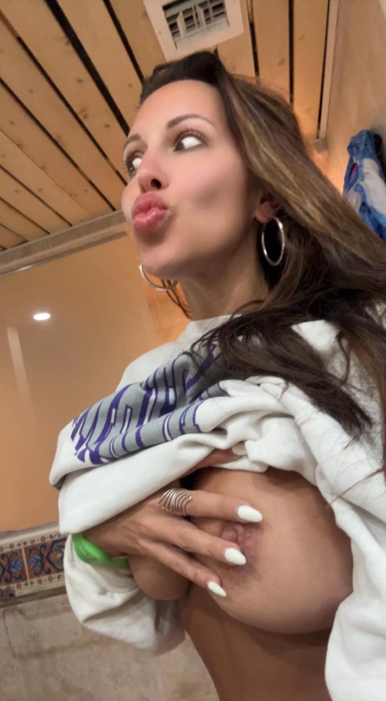 I don’t give a $hit, it’s just one tit posted by Eva-StoneDD