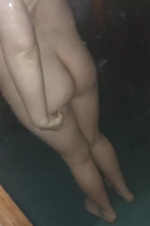 i feel sooo good after a full shave 🤭🩷 by ValuablePrior4375