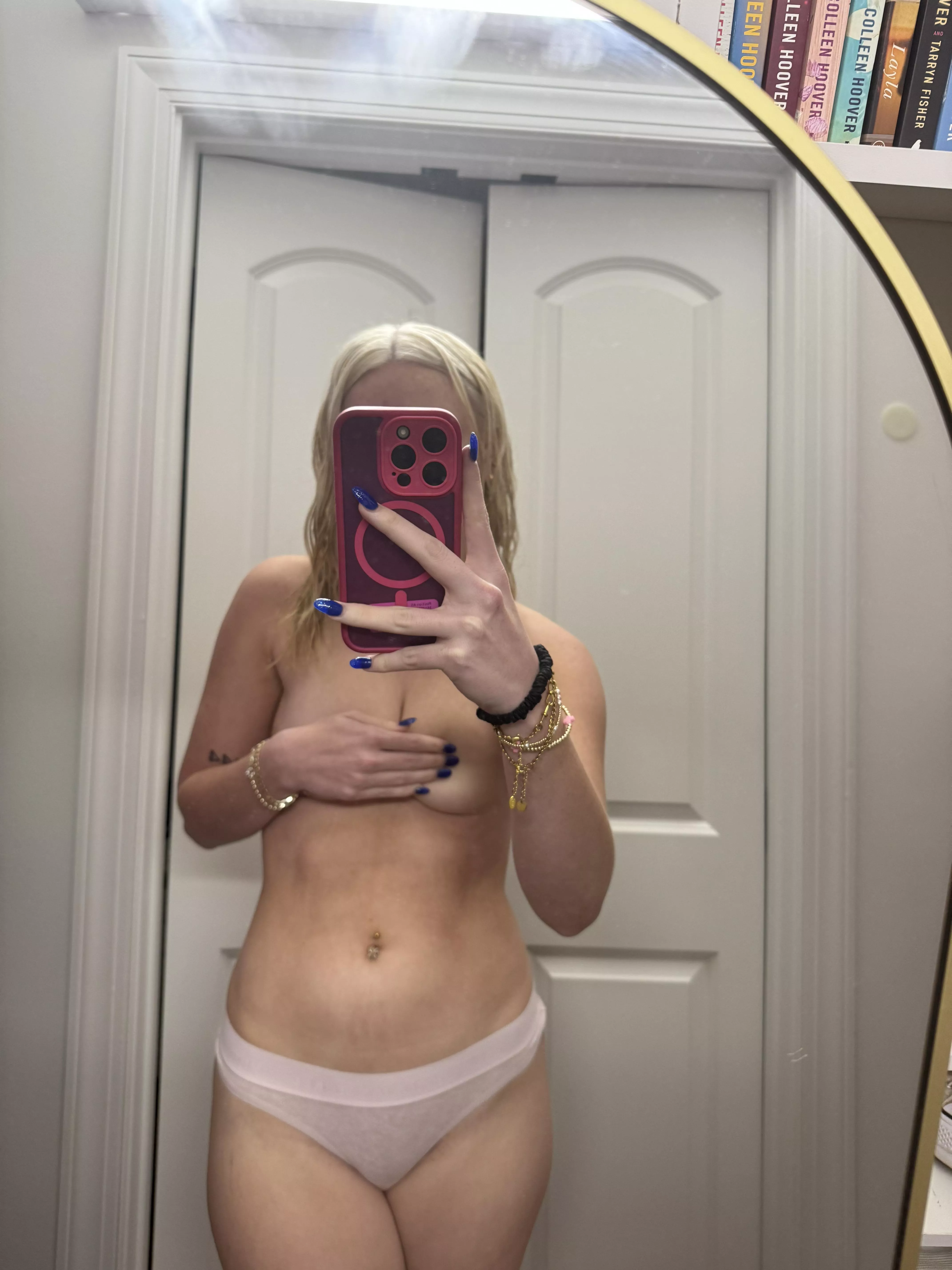 i need that feeling of warm cum shooting up inside of me :) posted by rosietaylorr