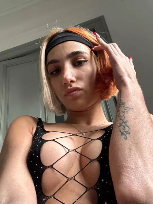 im embarrased of my small boobs by Mission_Use8011