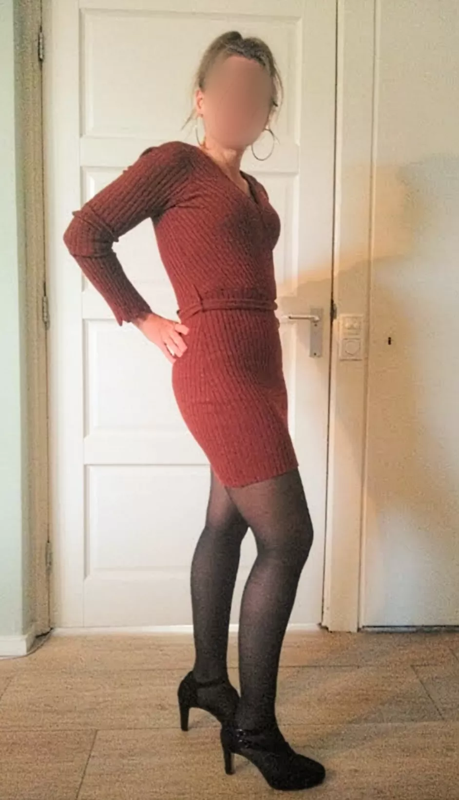 Just another day at the office... posted by classymilfkatja1