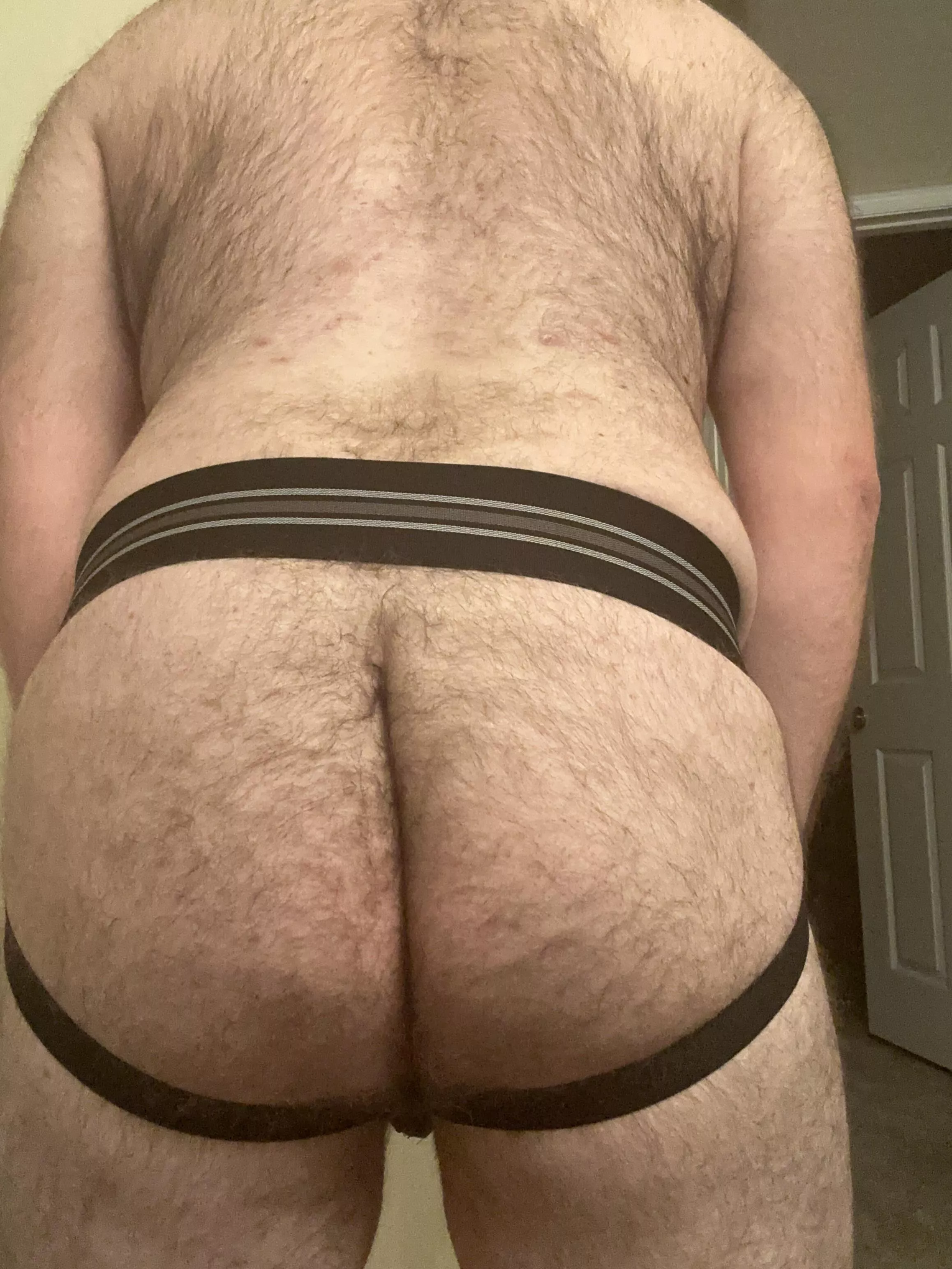Love showing off my ass in a jockstrap posted by hollyveryjolly
