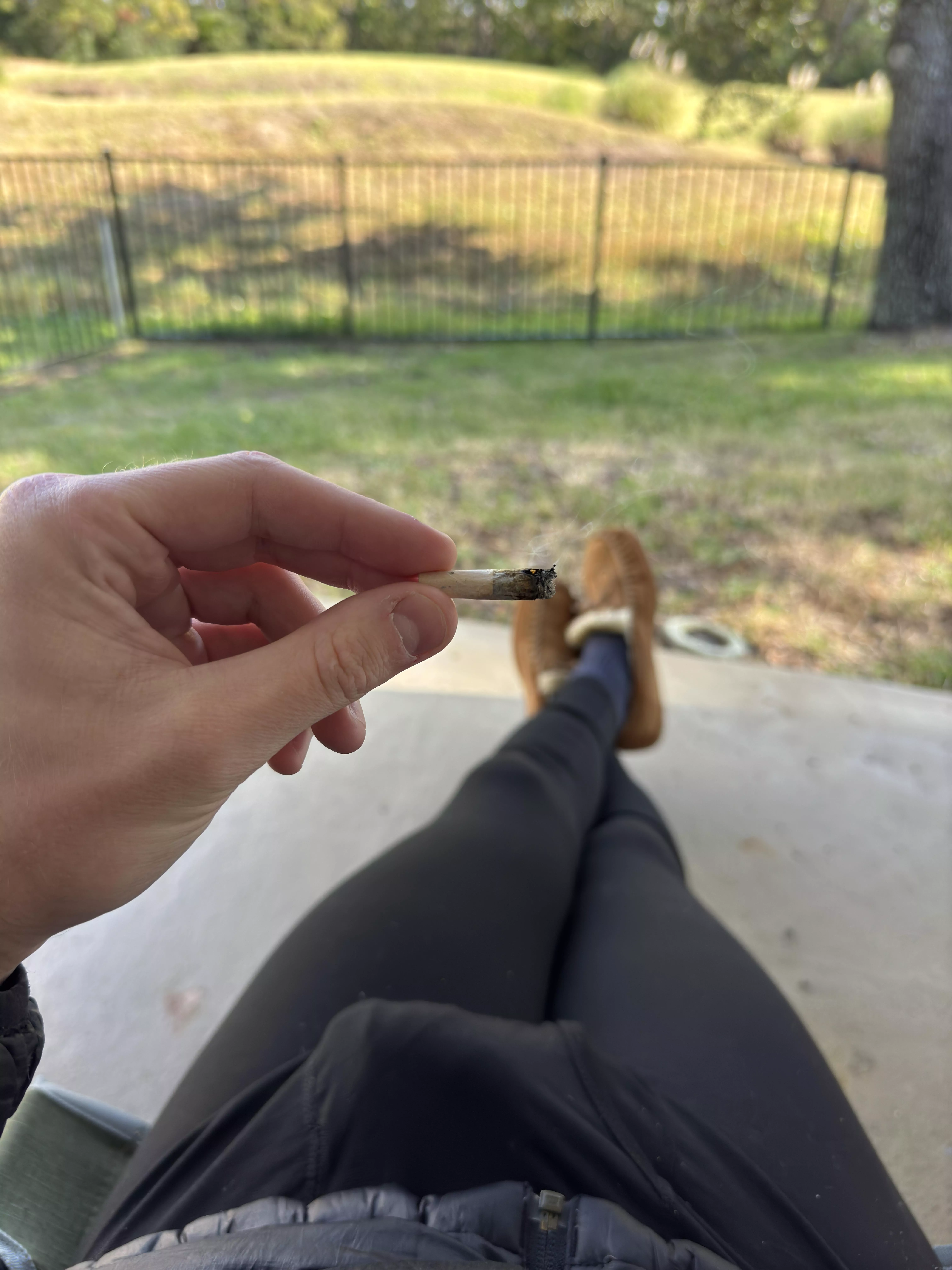 [M]25 too cold to be nude so leggings will have to do posted by SanAntonioSheriff