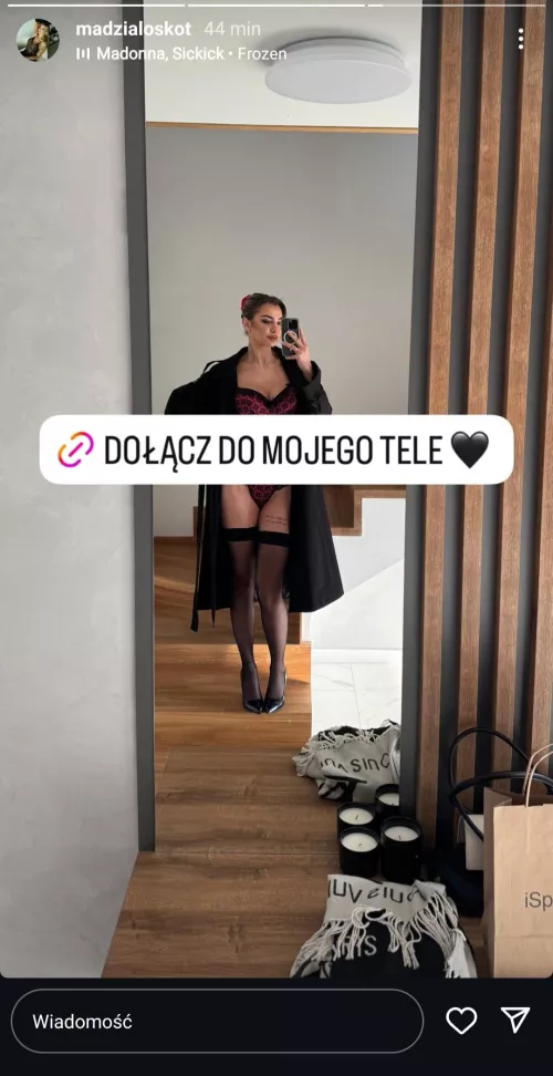 Madzia  by RegisterSensitive197