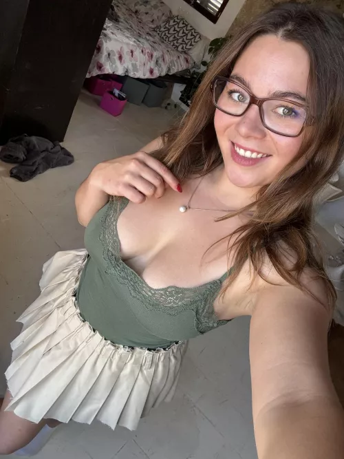 Pretty and sexy , might be your type by yourmysticmuse