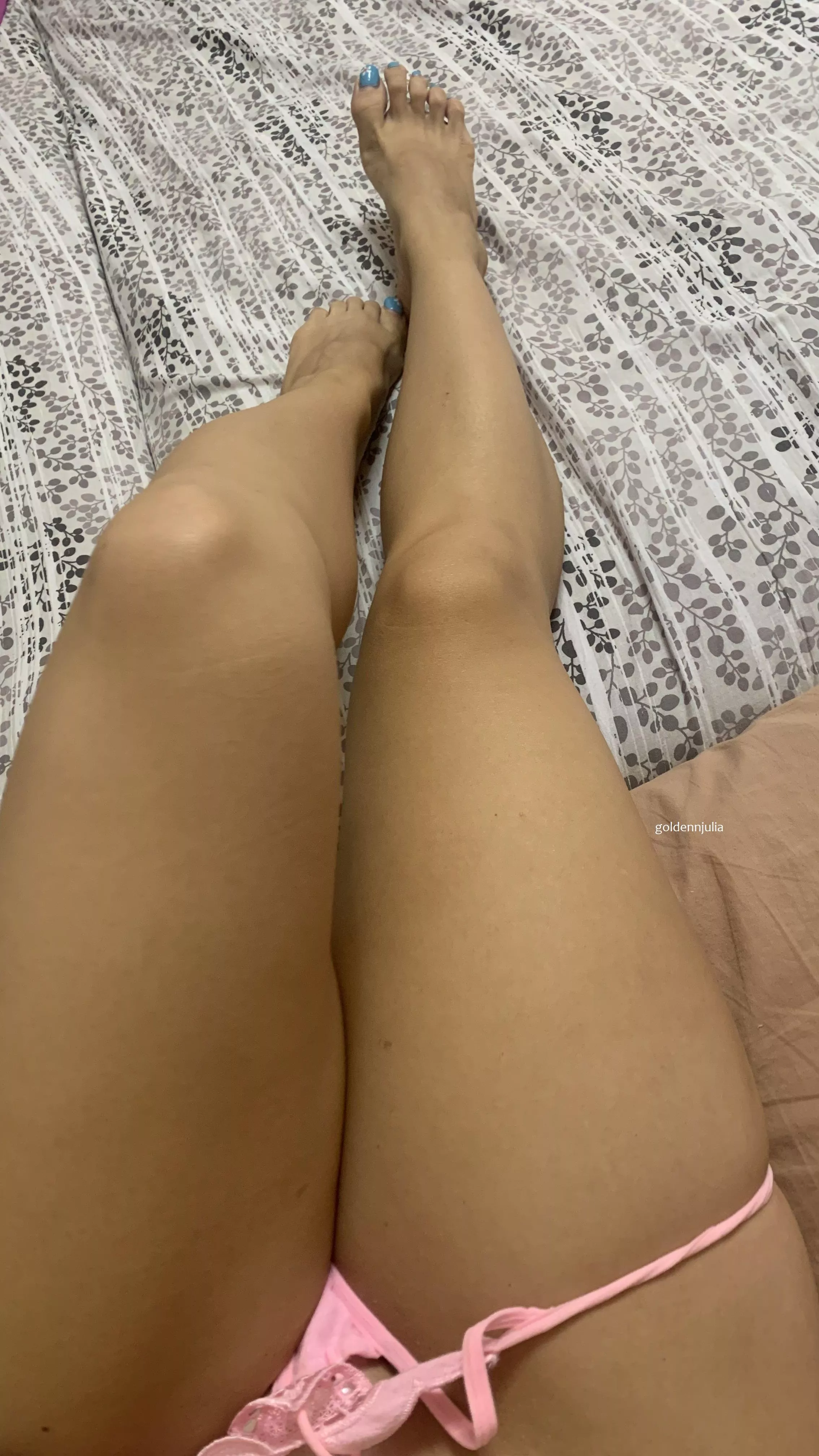 Ready to give the tightest squeeze posted by goldennjulia