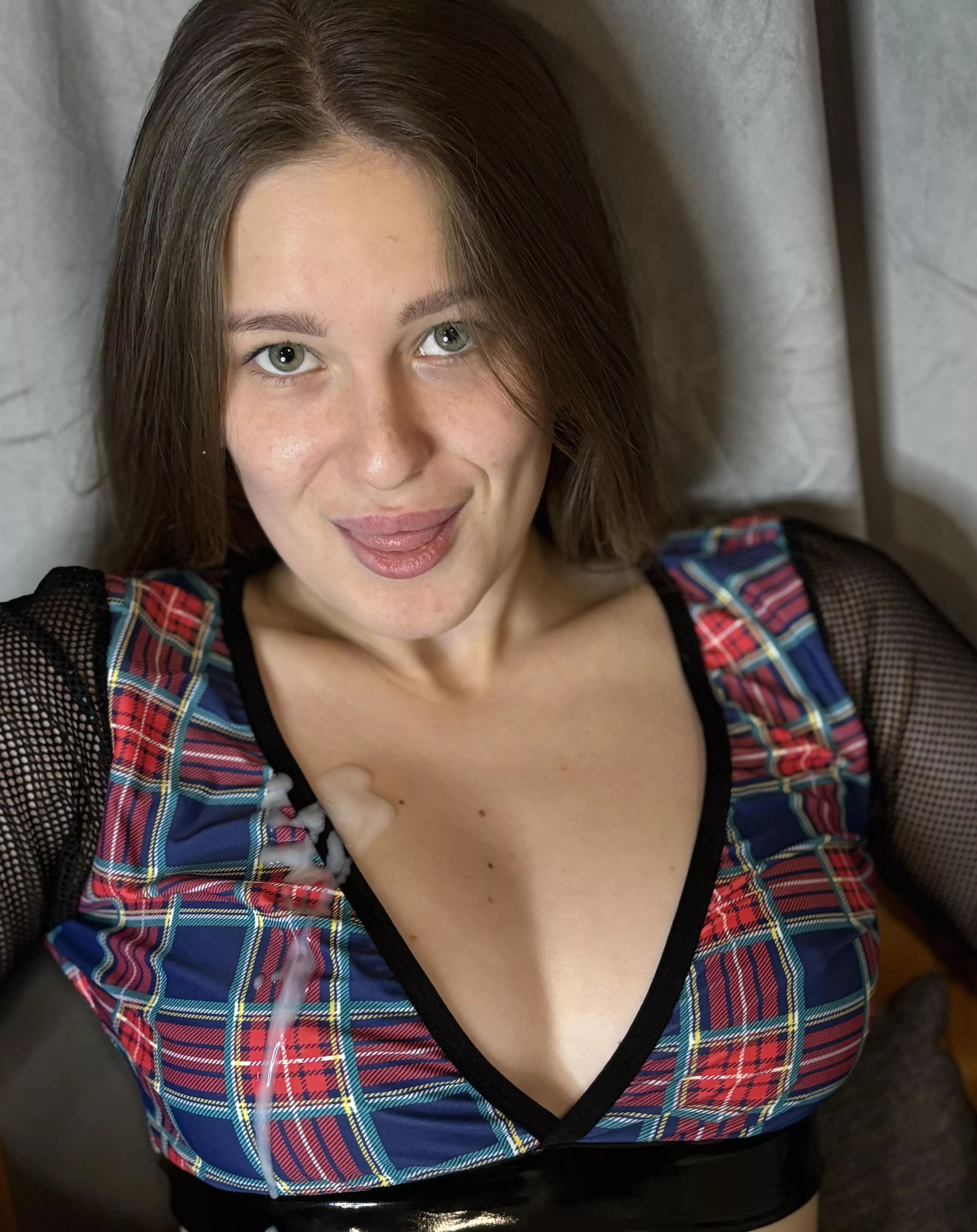 This slut really likes her hot cum posted by hootpeppers