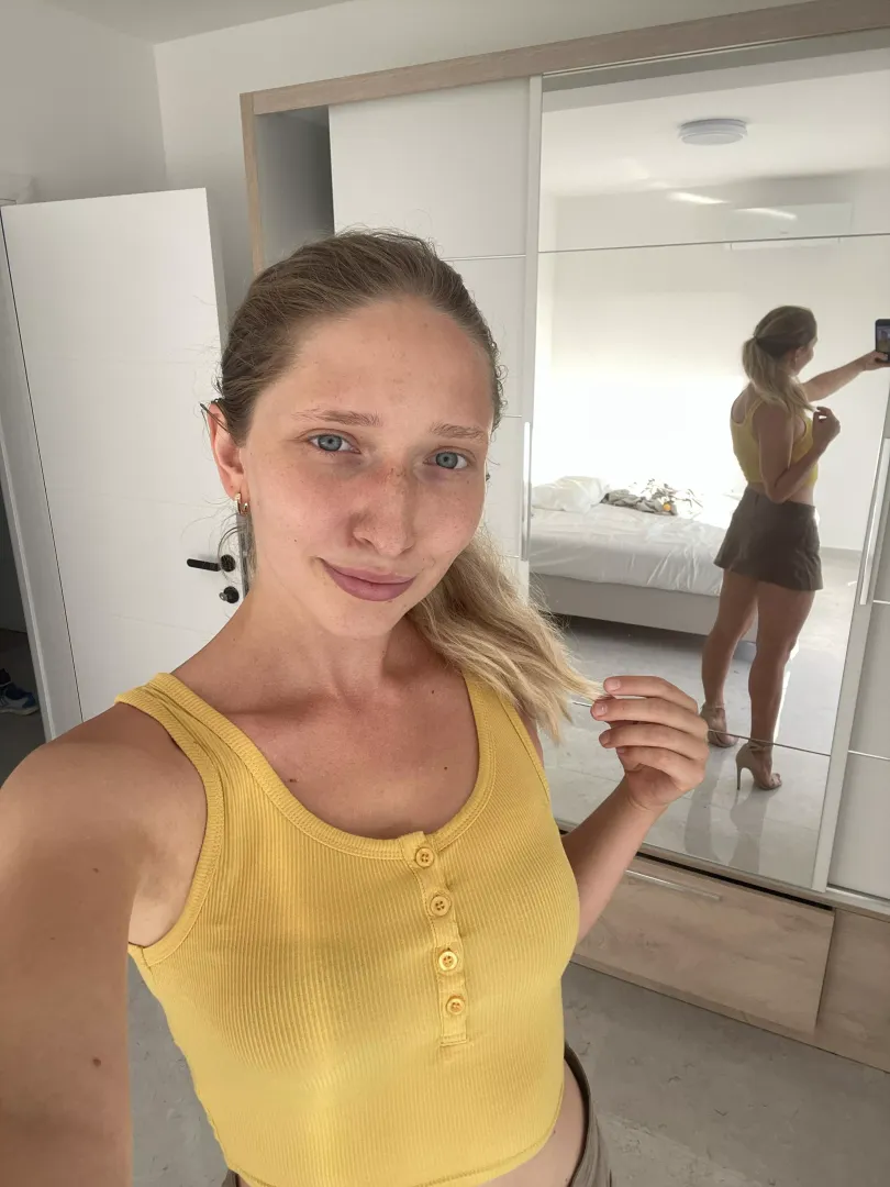 Trying on the new outfit today by Kkeysi