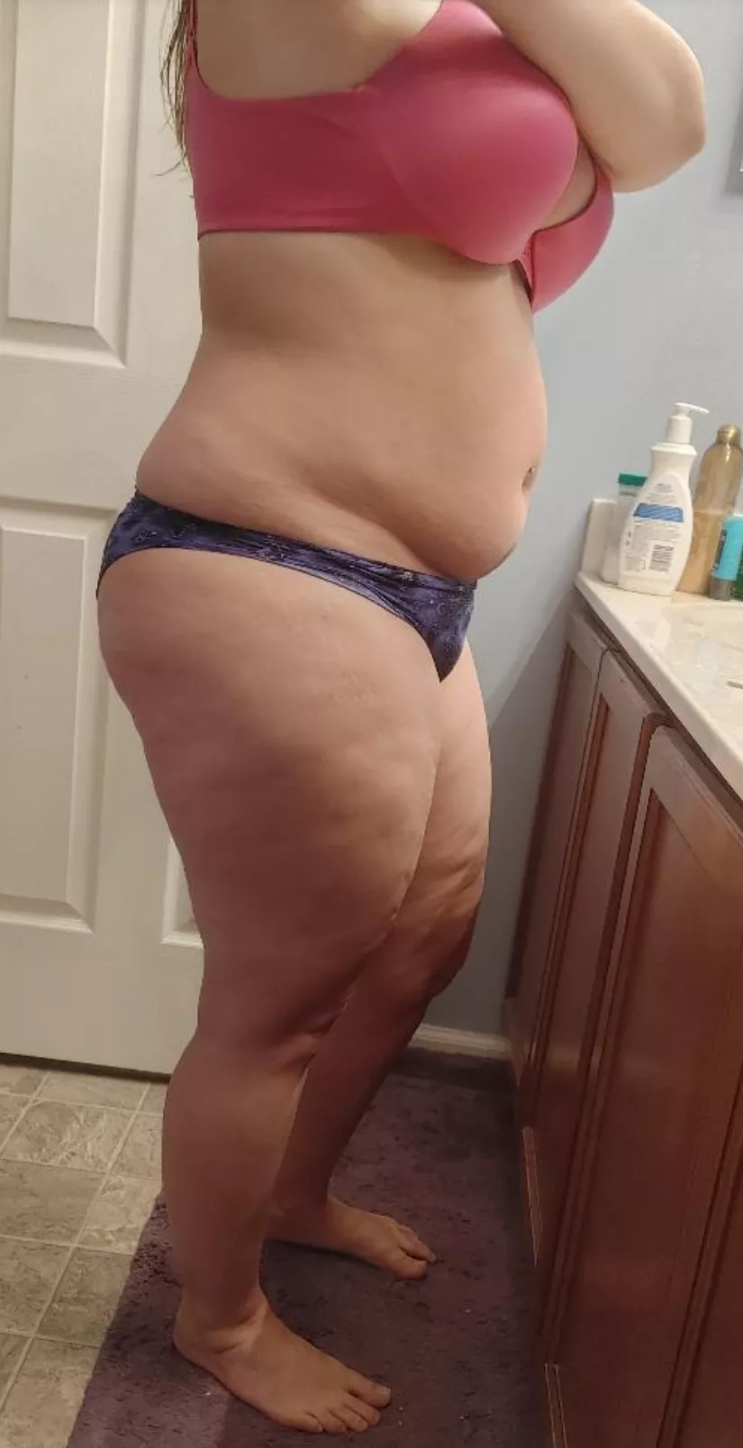 Almost bed time 🥱 posted by Cuckold_hotwife_cpl