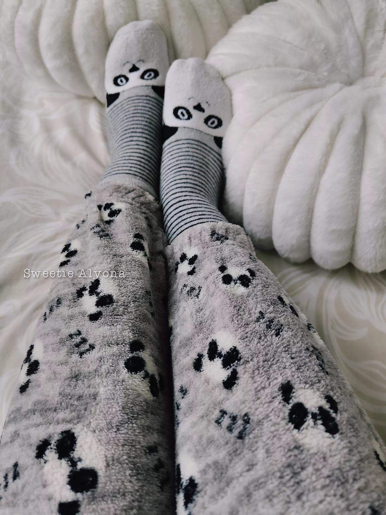 Cute and cozy 🐼 posted by SweetieAlyona