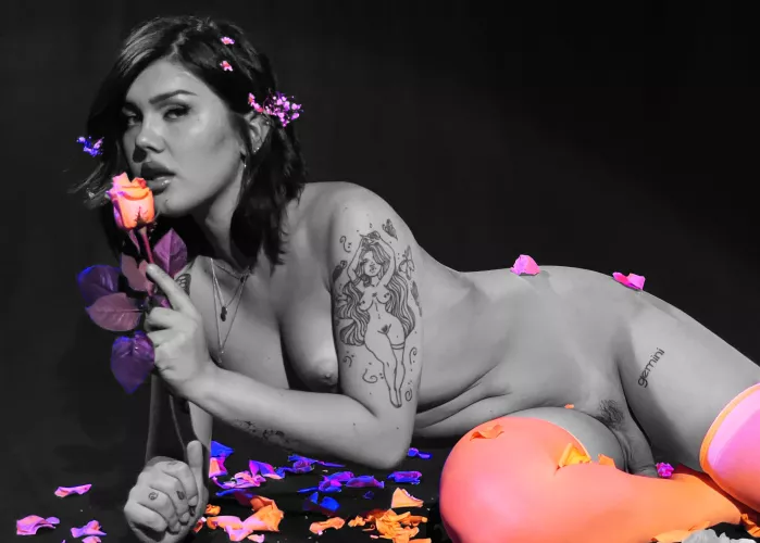 Daisy by Embarrassed_Poem_900