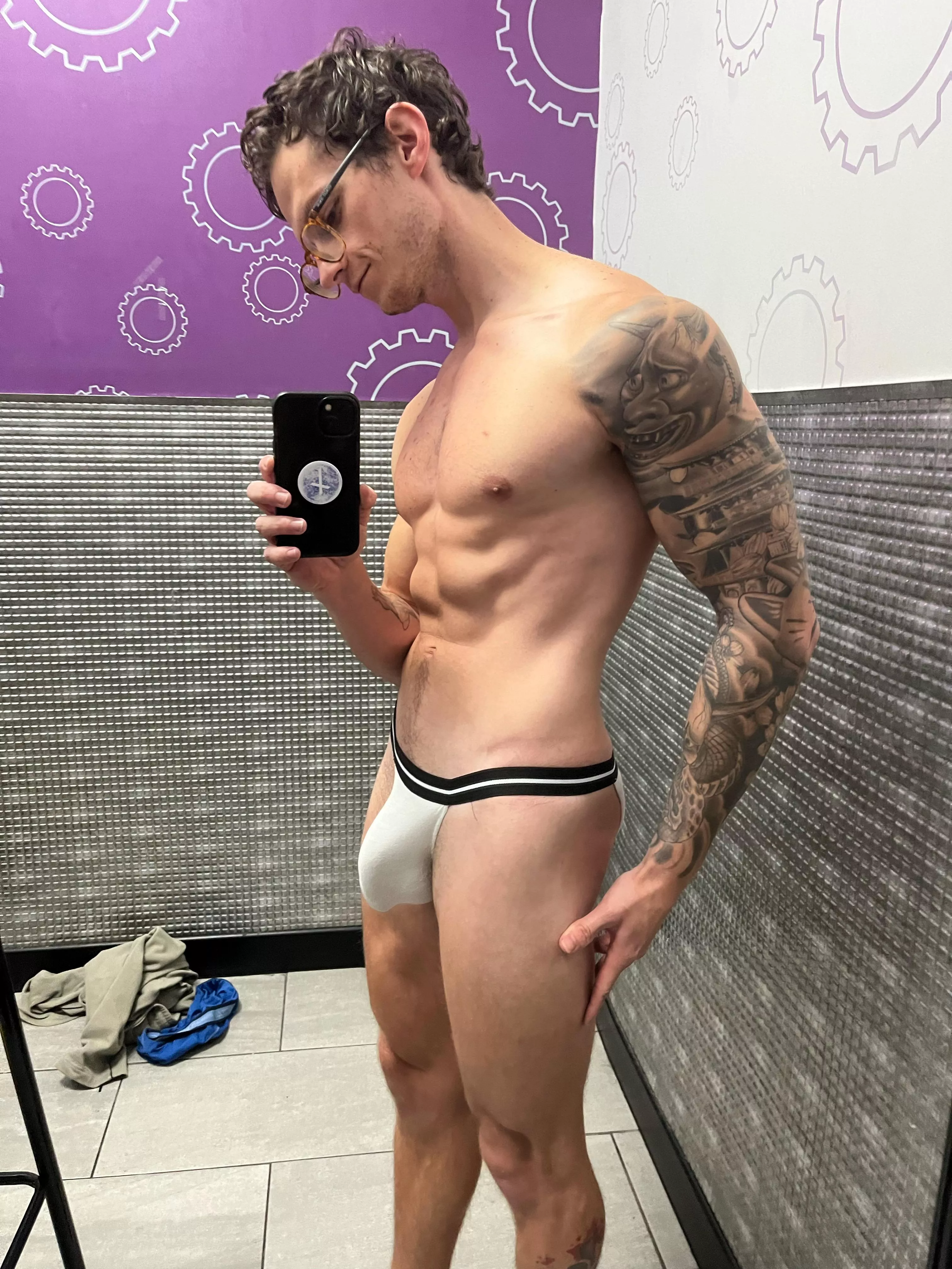 Feeling round 👀 posted by AguayoUnderwear