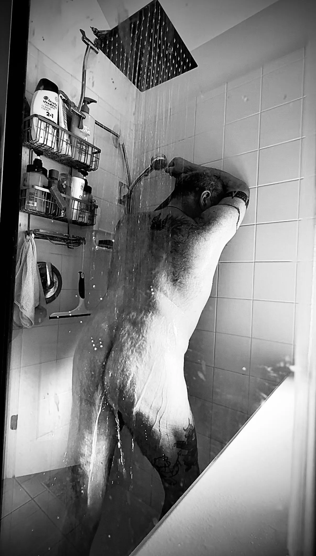 Getting a little artsy with shower time and a camera. 💦 posted by BeardedDuck1981