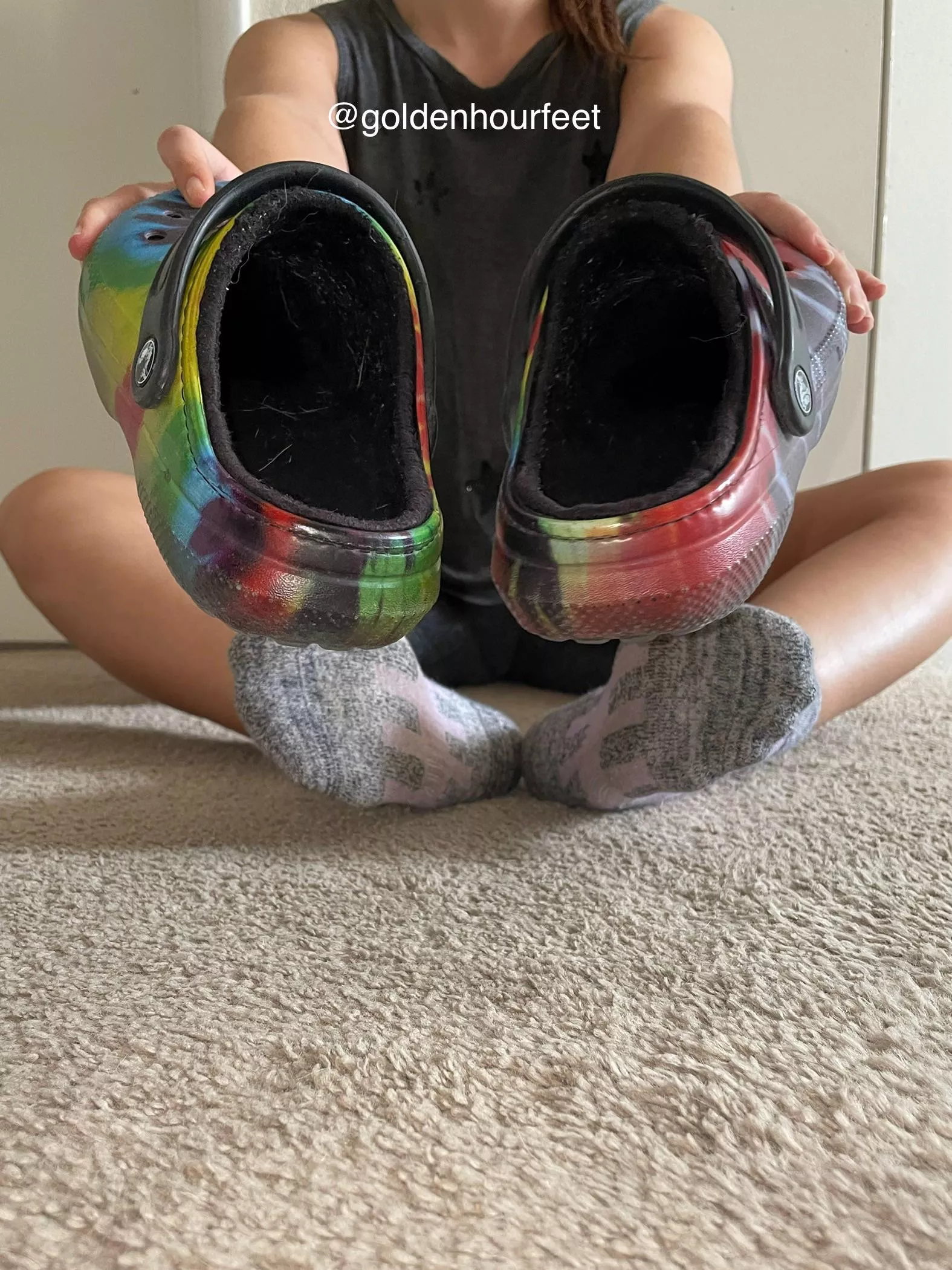 Wanna smell inside my fuzzy crocs?😏 posted by goldenhourfeet