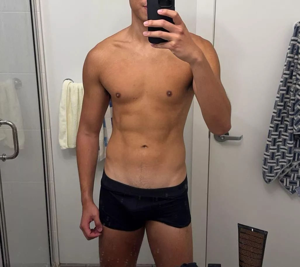 [22] How do I get a deeper V posted by Same_Cold8214