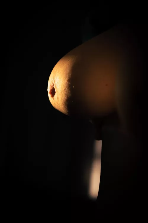 A Sun Risen Peek 🫣 by Me by KinkyCrimsonNClover