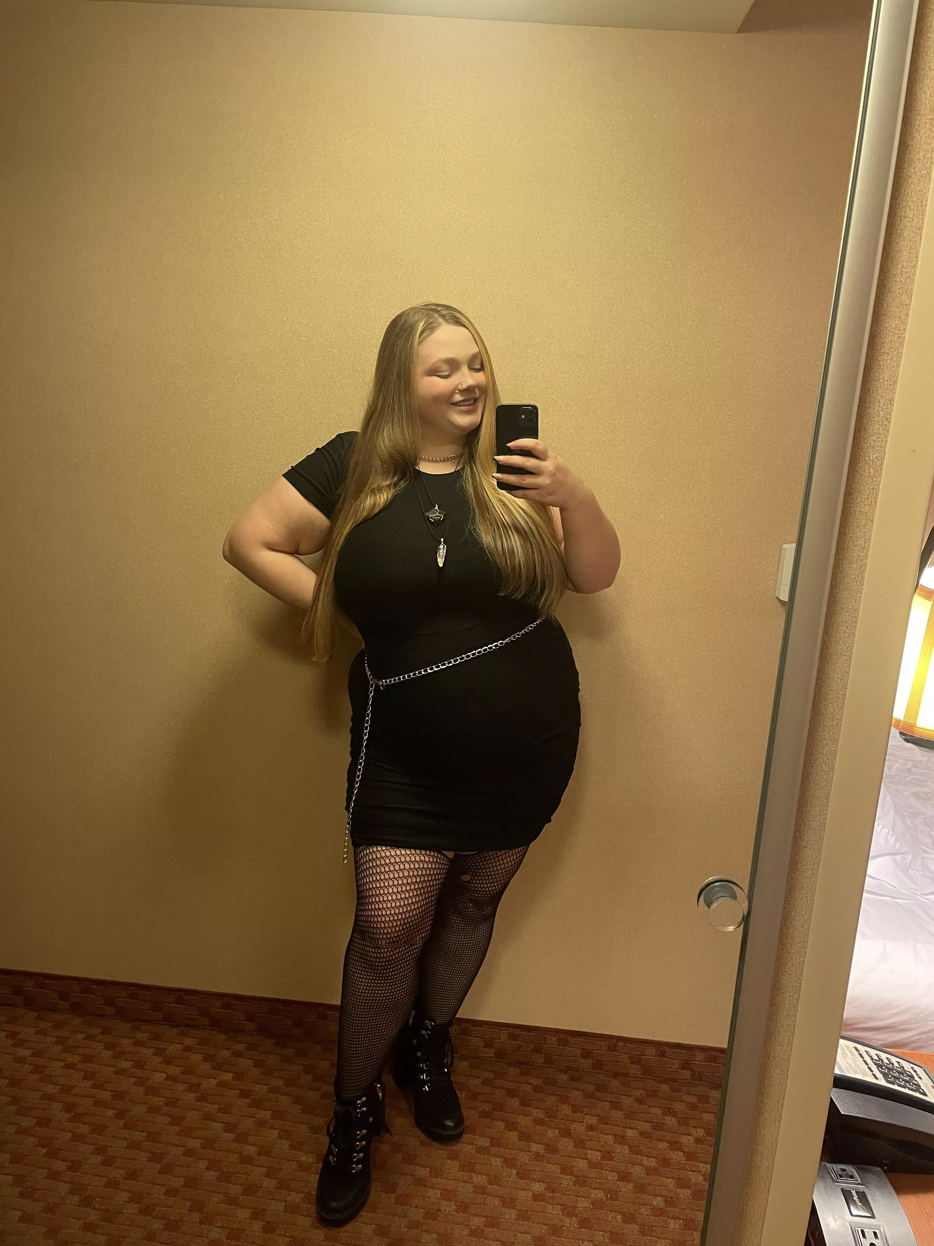 Date night ✨💋 posted by mistressrayna