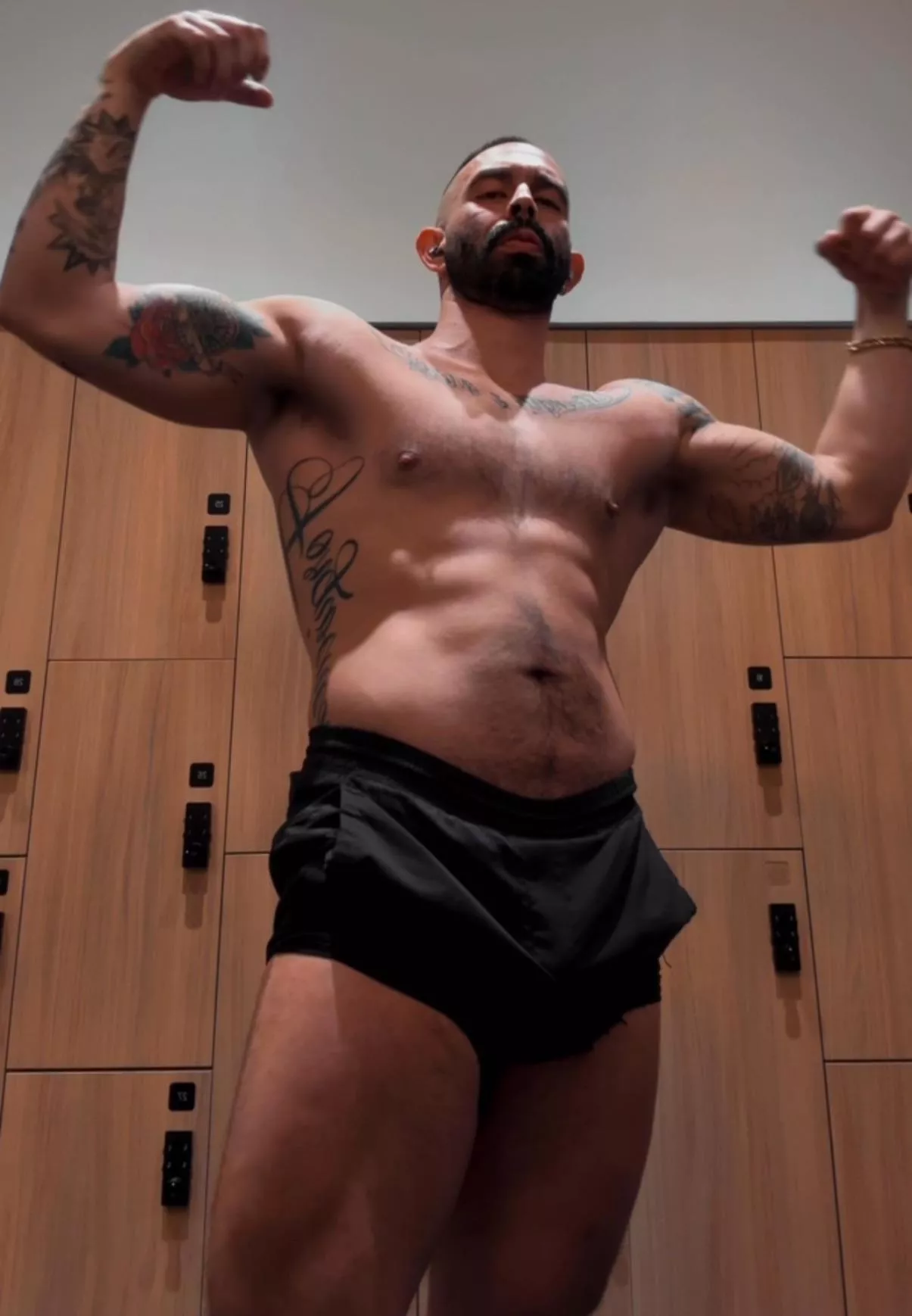 Feeling pretty big these days  posted by EfficientNose5550