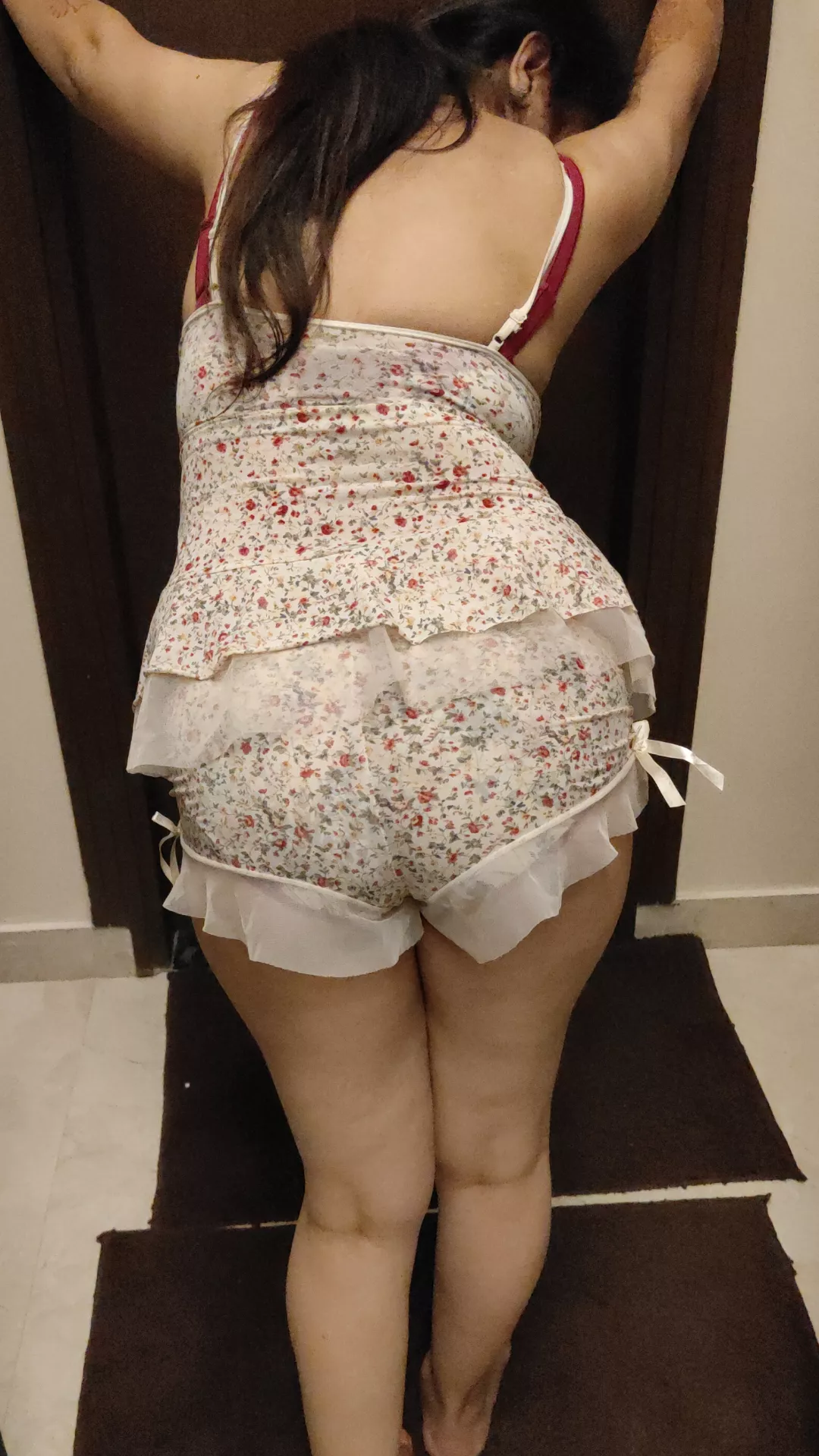 Fuk my wife rough  posted by happygomarry