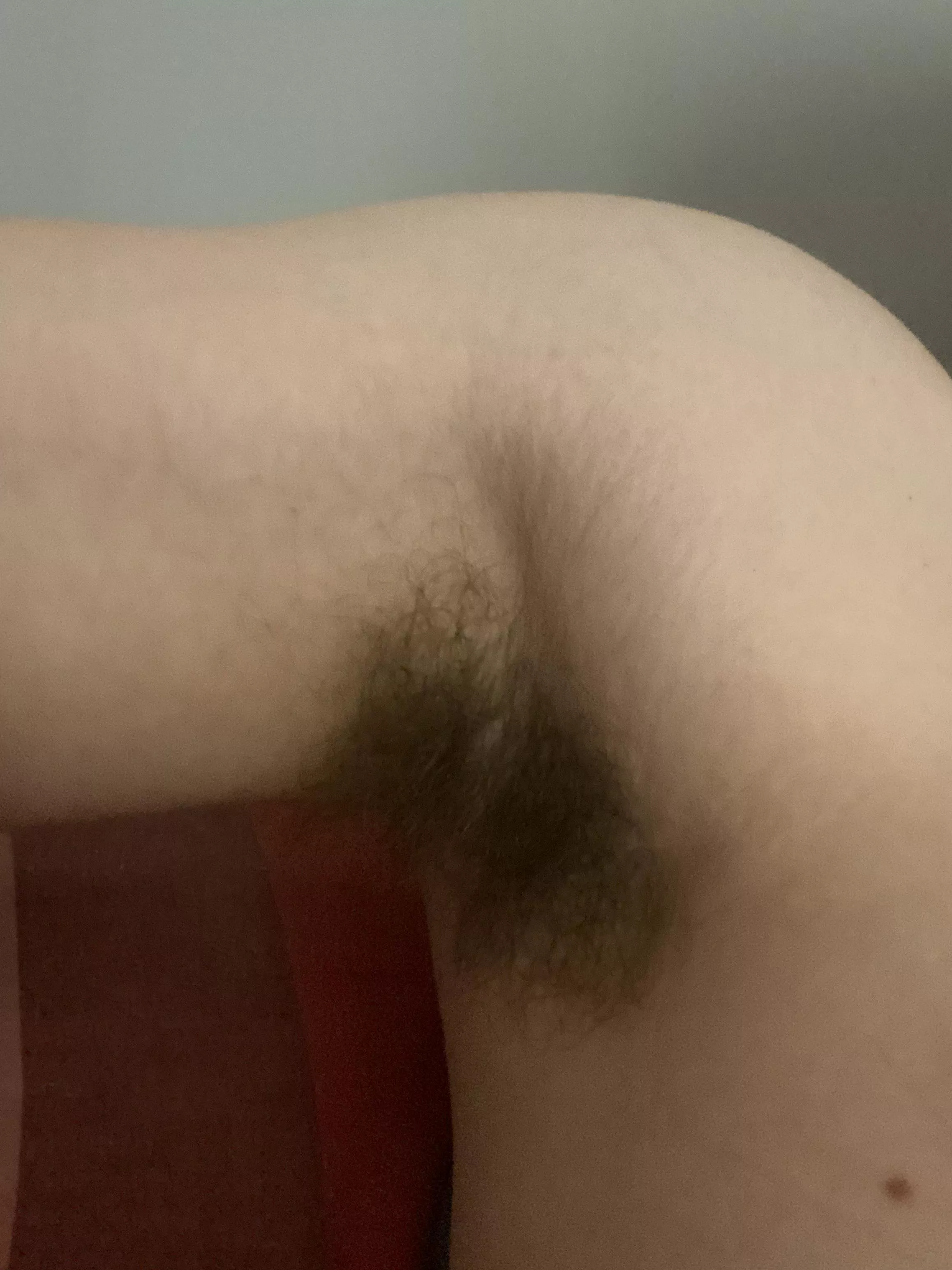 Get a deep whiff of these sweaty pits posted by ThirsyAndTwinky