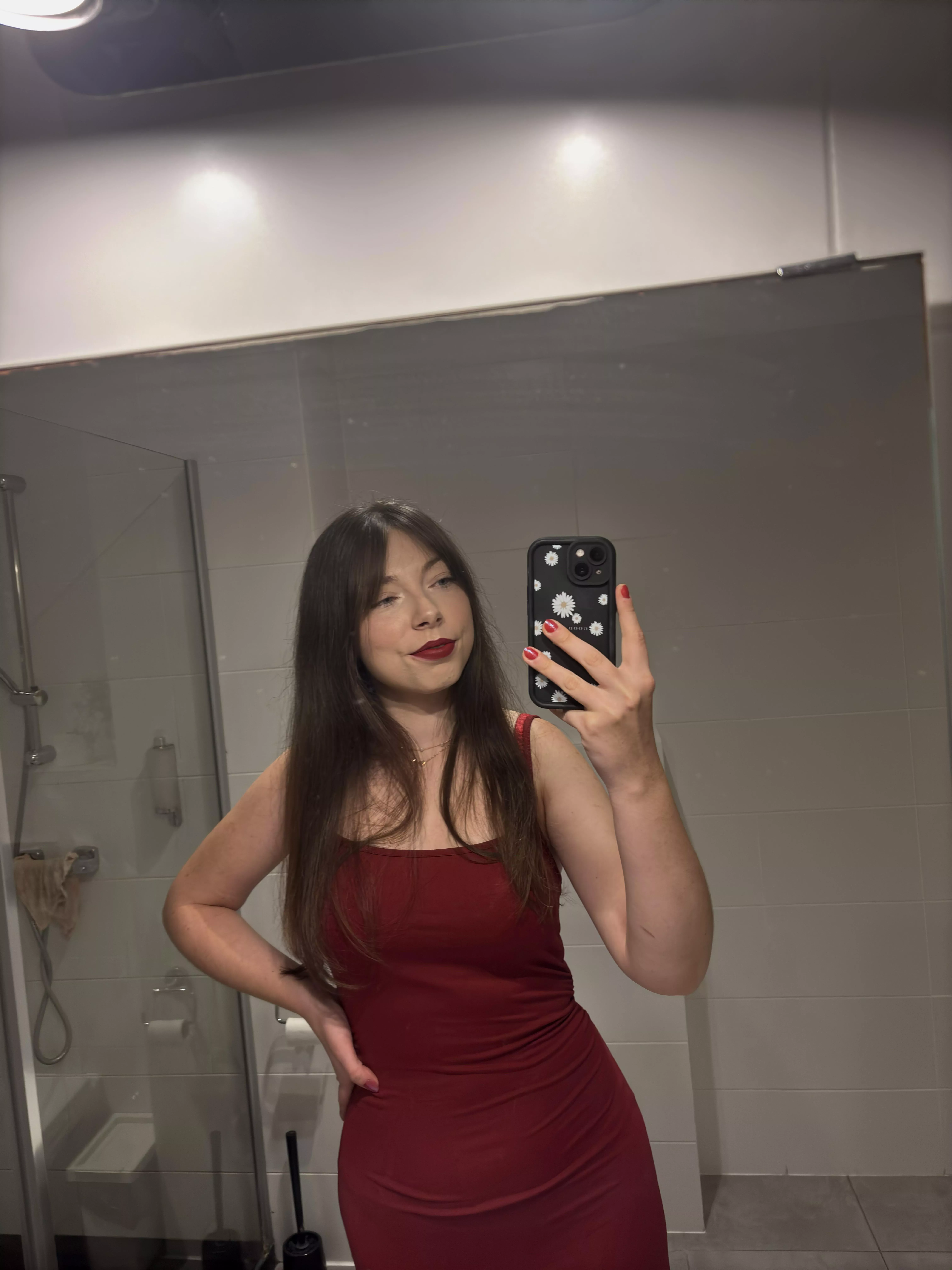 Keep worshipping me and making me rich af 😜 posted by GoddessPattis